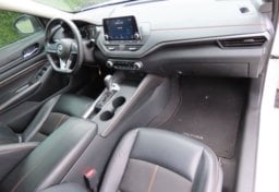 2022 Nissan Altima - Thumbnail 25