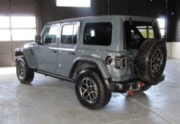 2026 Jeep Wrangler Rubicon - Thumbnail 6