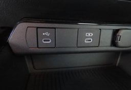 2026 Toyota Prius LE - Thumbnail 28