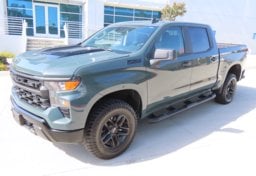 2026 Chevrolet Silverado 1500 Custom Trail Boss - Thumbnail 1
