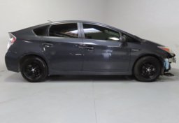 2015 Toyota Prius III - Thumbnail 9