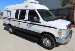 2008 Ford E-350 Frontline - Thumbnail 2