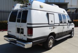 2008 Ford E-350 Frontline - Thumbnail 9