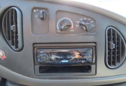 2008 Ford E-350 Frontline - Thumbnail 26