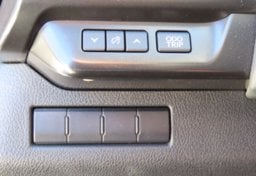 2019 Lexus UX 200 - Thumbnail 24