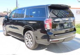 2024 Chevrolet Suburban LT - Thumbnail 7