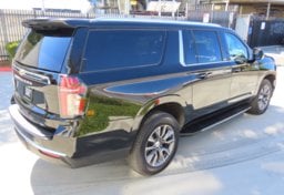 2024 Chevrolet Suburban LT - Thumbnail 10