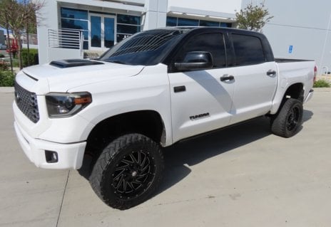 Picture of 2020 Toyota Tundra SR5