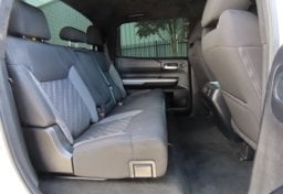 2020 Toyota Tundra SR5 - Thumbnail 30