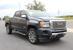 2019 GMC Canyon 4x4 Denali - Thumbnail 1