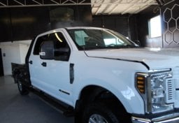 2019 Ford F-250 Super Duty 4x4 - Thumbnail 18