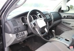 2012 Toyota Tacoma - Thumbnail 33
