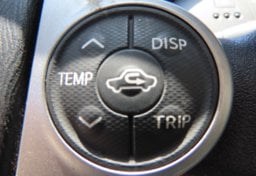 2014 Toyota Prius II - Thumbnail 31
