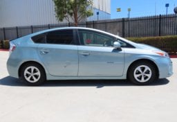 2014 Toyota Prius II - Thumbnail 7