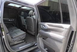 2021 Chevrolet Suburban RST - Thumbnail 22