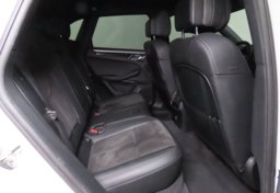 2019 Porsche Macan - Thumbnail 25