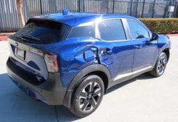 2025 Nissan Kicks SV AWD - Thumbnail 6