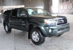 2009 Toyota Tacoma - Thumbnail 3