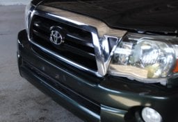 2009 Toyota Tacoma - Thumbnail 17