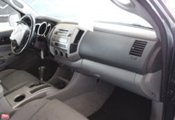 2009 Toyota Tacoma - Thumbnail 29