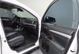 2019 Toyota Highlander XLE - Thumbnail 24