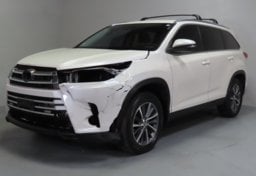 2019 Toyota Highlander XLE - Thumbnail 4