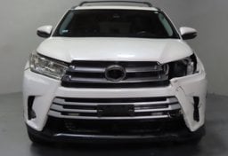 2019 Toyota Highlander XLE - Thumbnail 12