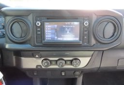 2019 Toyota Tacoma SR - Thumbnail 19