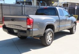 2019 Toyota Tacoma SR - Thumbnail 10