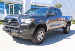 2019 Toyota Tacoma SR - Thumbnail 4