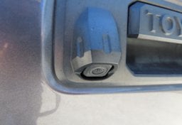 2019 Toyota Tacoma SR - Thumbnail 16