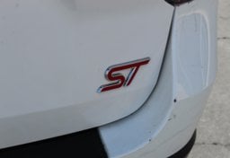 2022 Ford Explorer ST - Thumbnail 24