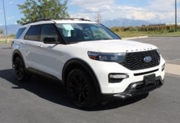 2022 Ford Explorer ST - Thumbnail 4