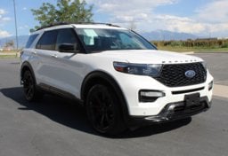 2022 Ford Explorer ST - Thumbnail 2