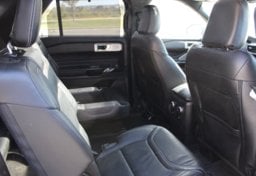2022 Ford Explorer ST - Thumbnail 32