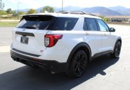 2022 Ford Explorer ST - Thumbnail 5