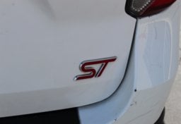2022 Ford Explorer ST - Thumbnail 23