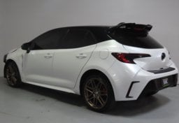 2025 Toyota Corolla Hatchback Nightshade - Thumbnail 6
