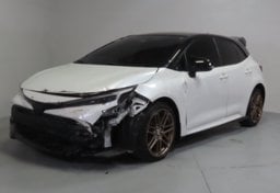 2025 Toyota Corolla Hatchback Nightshade - Thumbnail 2