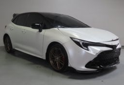 2025 Toyota Corolla Hatchback Nightshade - Thumbnail 1
