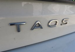2023 Volkswagen Taos SE - Thumbnail 16