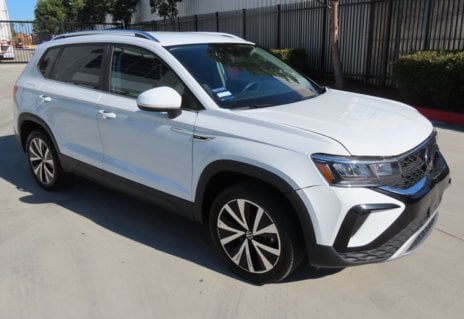 Picture of 2023 Volkswagen Taos SE