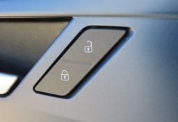 2023 Volkswagen Taos SE - Thumbnail 31