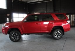 2017 Toyota 4Runner - Thumbnail 10