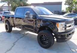2019 Ford F-250 Super Duty Limted - Thumbnail 2