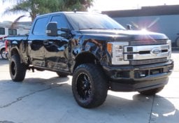 2019 Ford F-250 Super Duty Limted - Thumbnail 4
