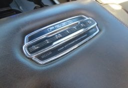 2019 Ford F-250 Super Duty Limted - Thumbnail 22