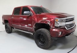 2017 Chevrolet Silverado 1500 High Country - Thumbnail 2