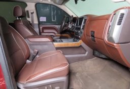 2017 Chevrolet Silverado 1500 High Country - Thumbnail 28