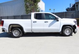 2023 GMC Sierra 1500 Pro - Thumbnail 5